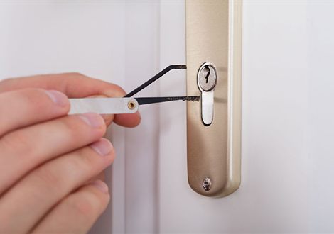 Apertura de puertas en El Masnou