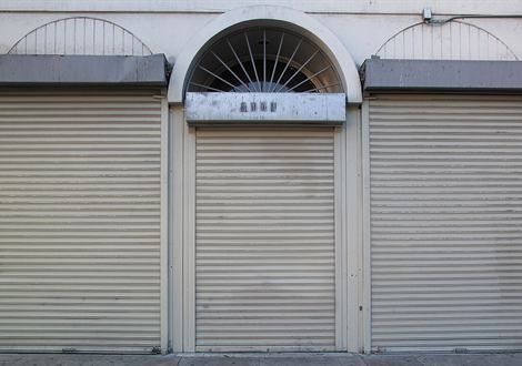Persianas metálicas para locales en El Masnou